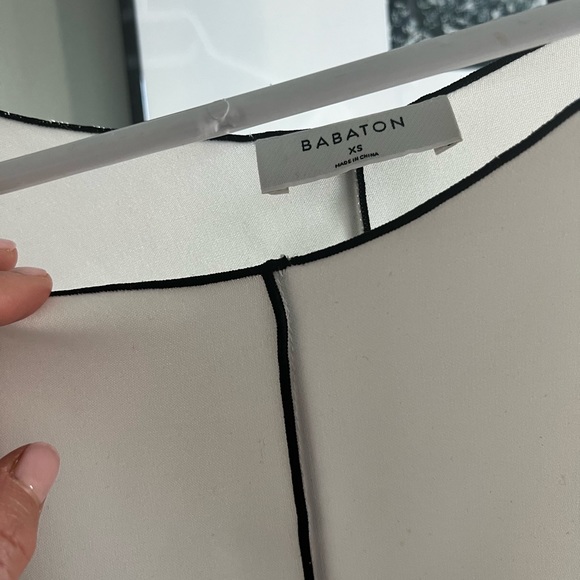 Aritzia Babaton Abasi Tie Front Blouse - Picture 5 of 6